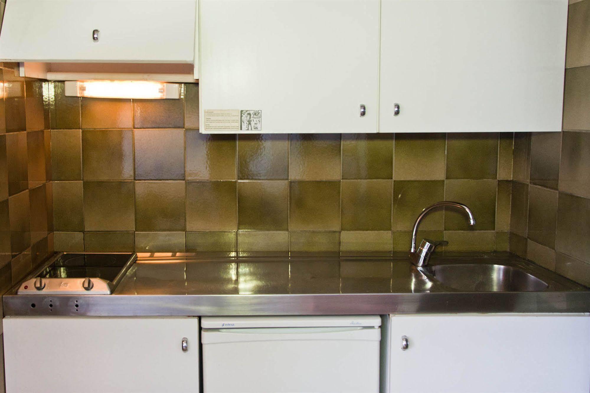 Apartamentos Mira Mola Figueretas Esterno foto